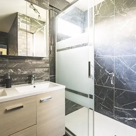 Lägenhet Elegant Saint Remi