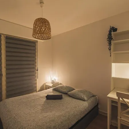 Lägenhet Elegant Saint Remi